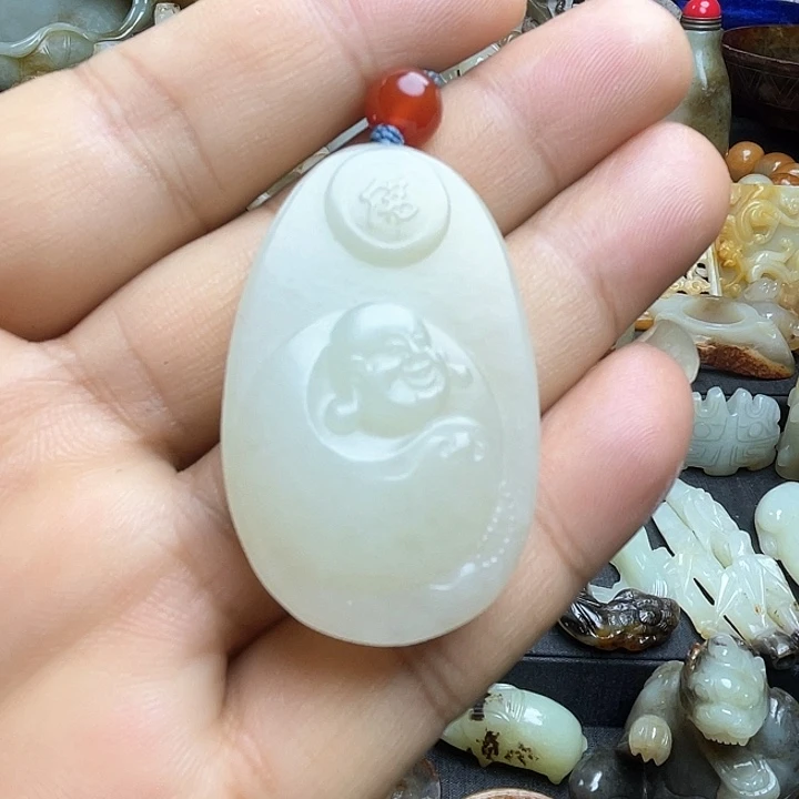 颈饰未镶嵌和田玉
