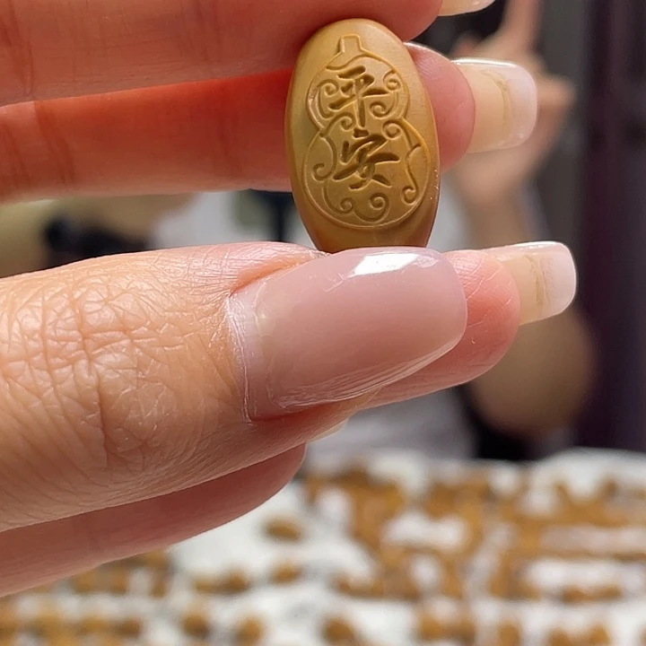 橄榄核吊坠橄榄核