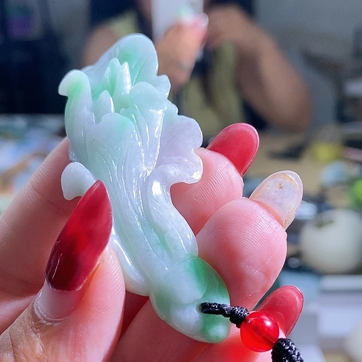 【闪购商品】翡翠挂件未镶嵌菜