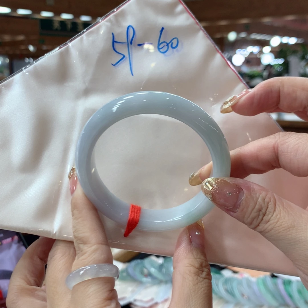 未镶嵌手镯翡翠翡翠