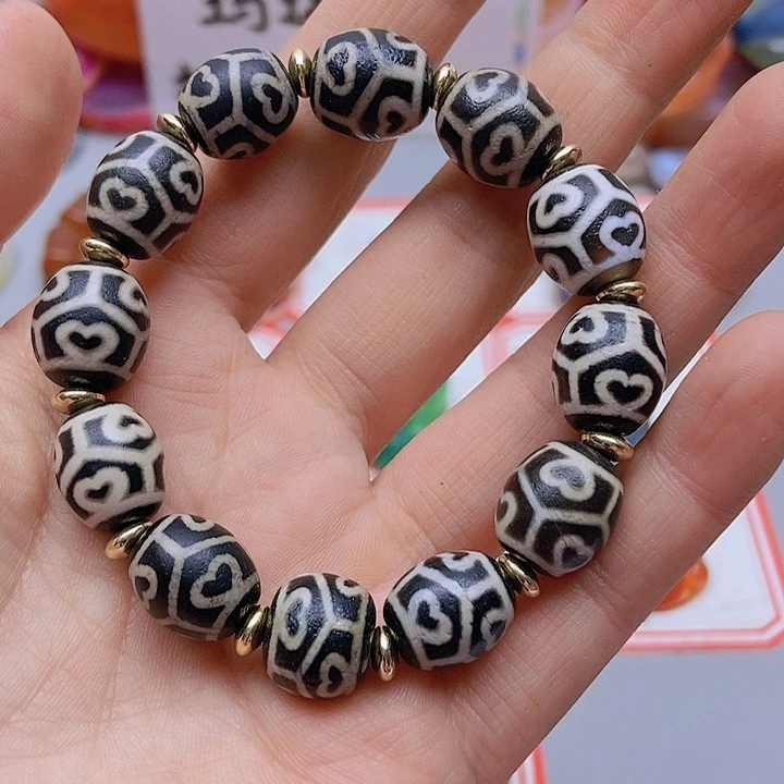 【闪购商品】玛瑙/玉髓珠宝半成品未镶嵌心***觉