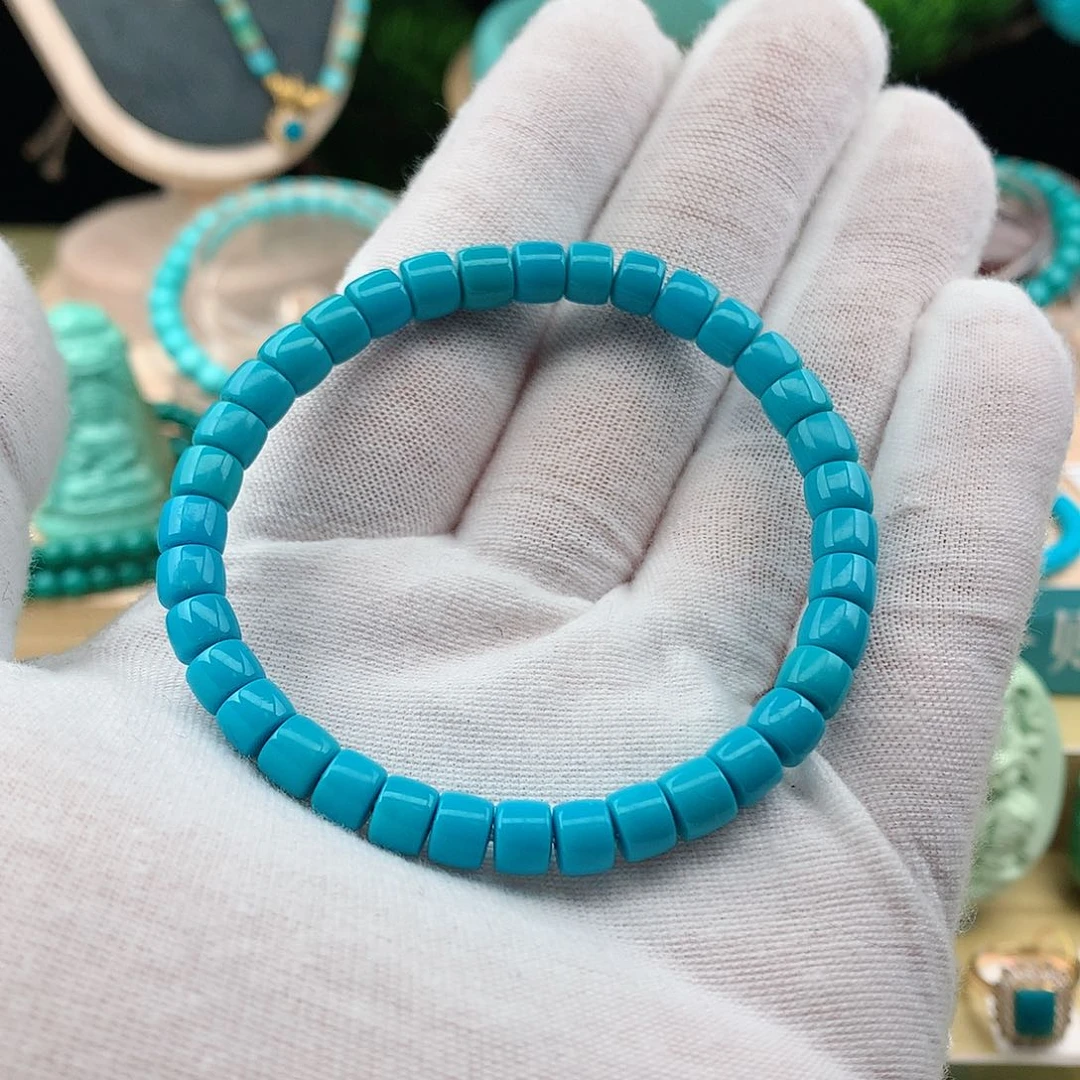 绿松石颈饰未镶嵌