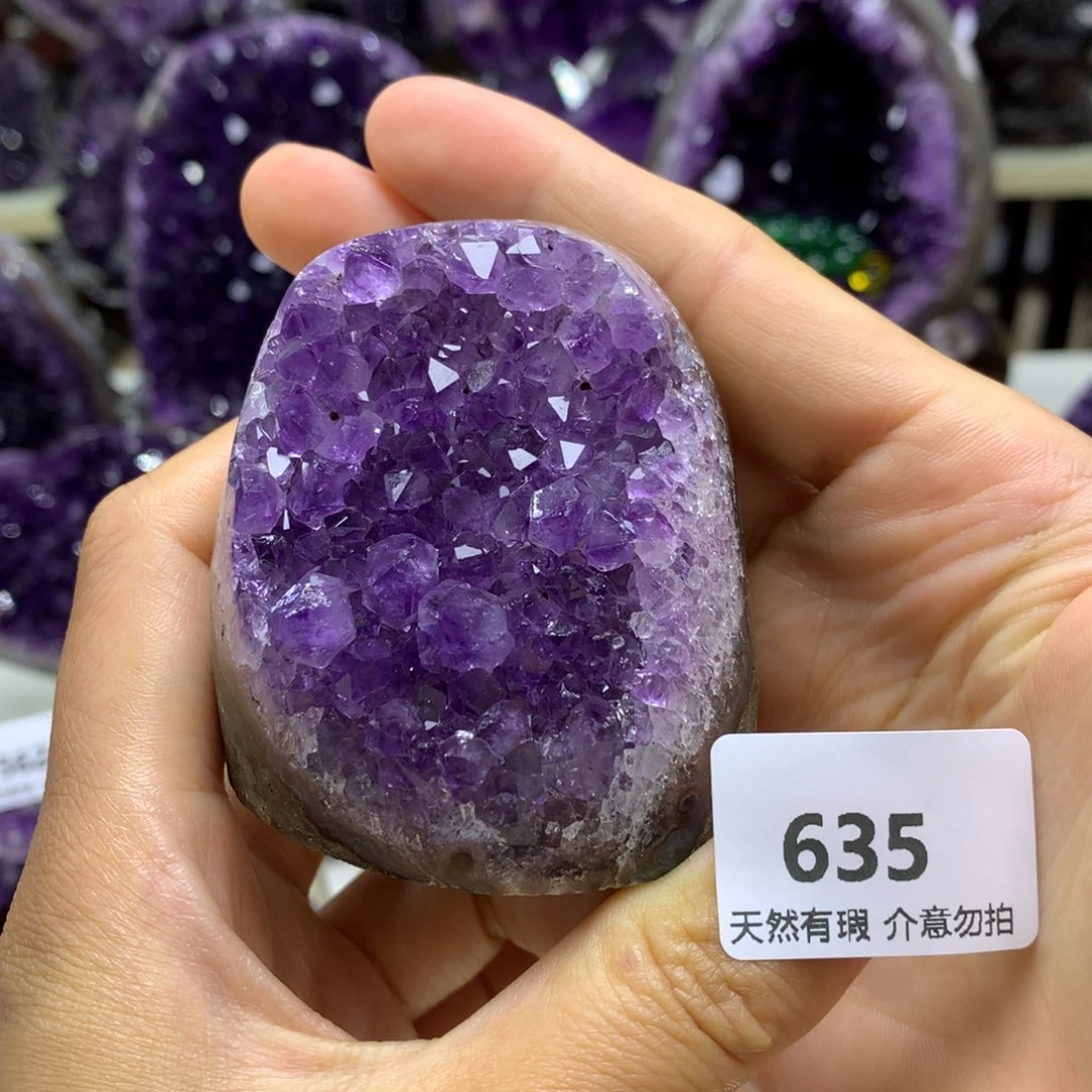 未镶嵌水晶大型摆件（非配饰）