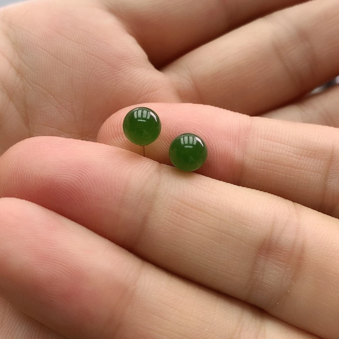 和田玉18K金镶嵌耳饰