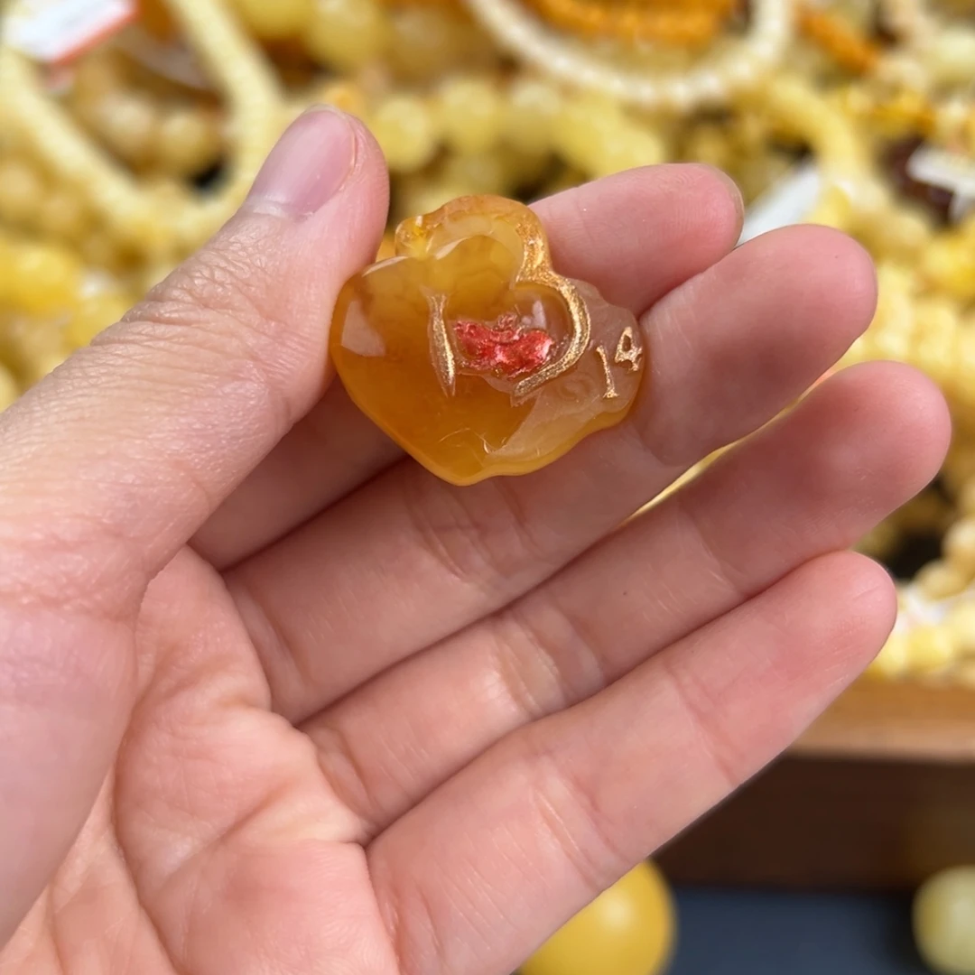 琥珀未镶嵌珠宝奇石