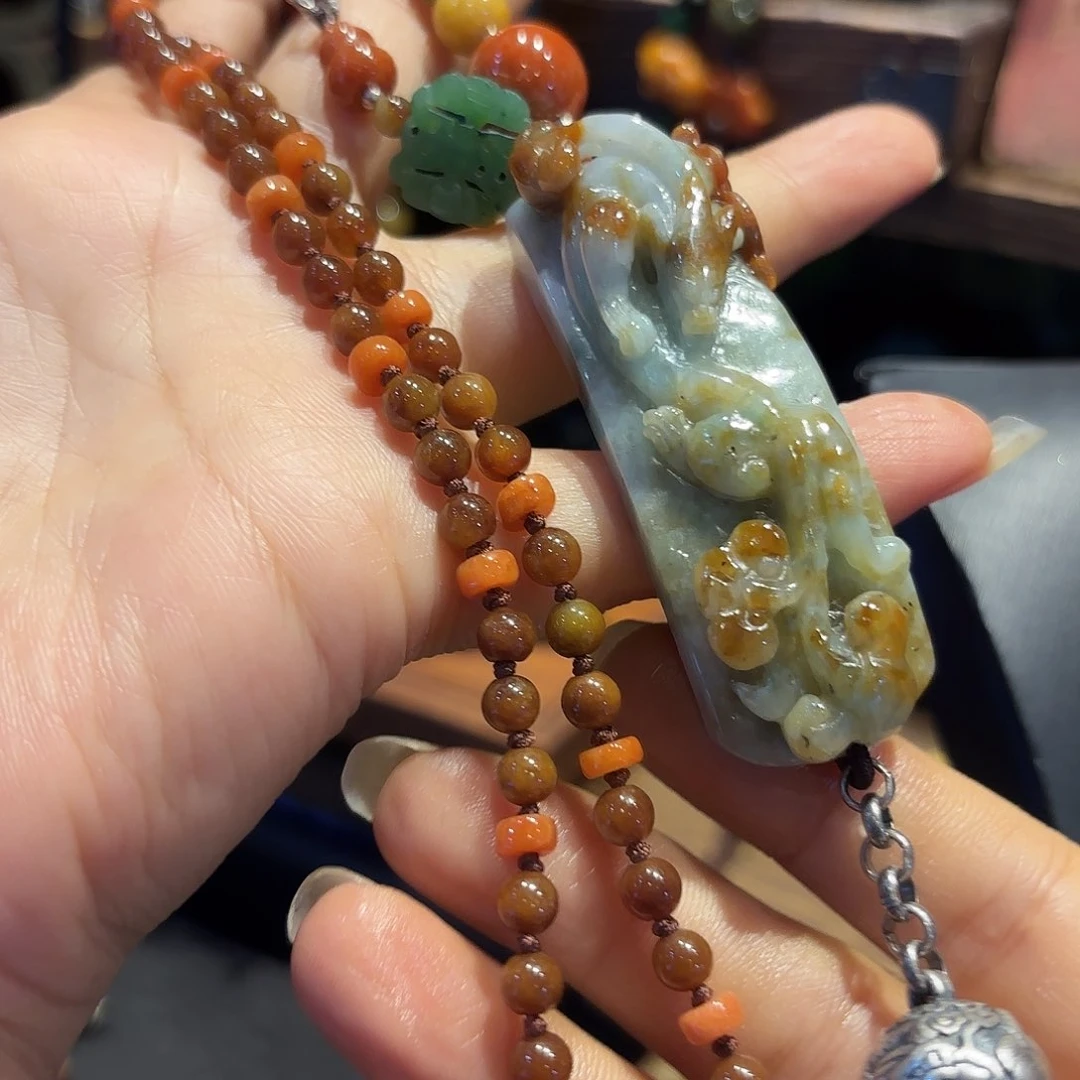 翡翠未镶嵌颈饰原创