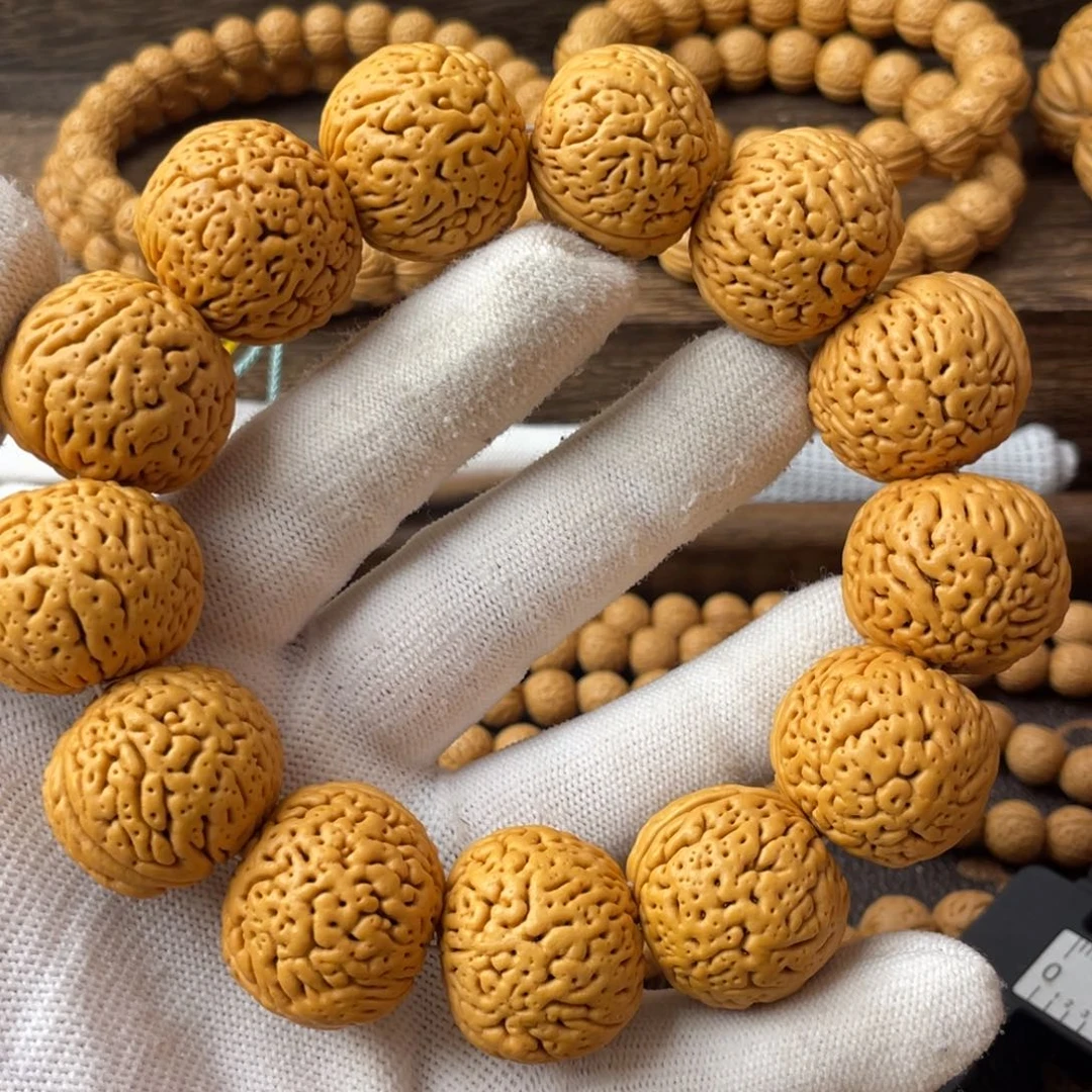 吊坠桃核精品龙蛋