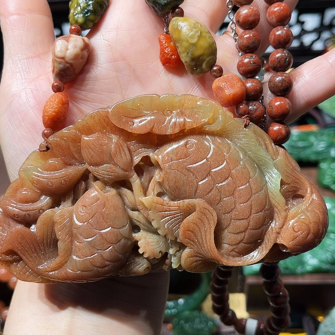 未镶嵌蛇纹石玉吊坠