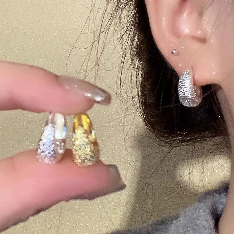 简约磨砂素圈耳扣女轻奢小众设计感高级耳环2025新款爆款气质耳圈