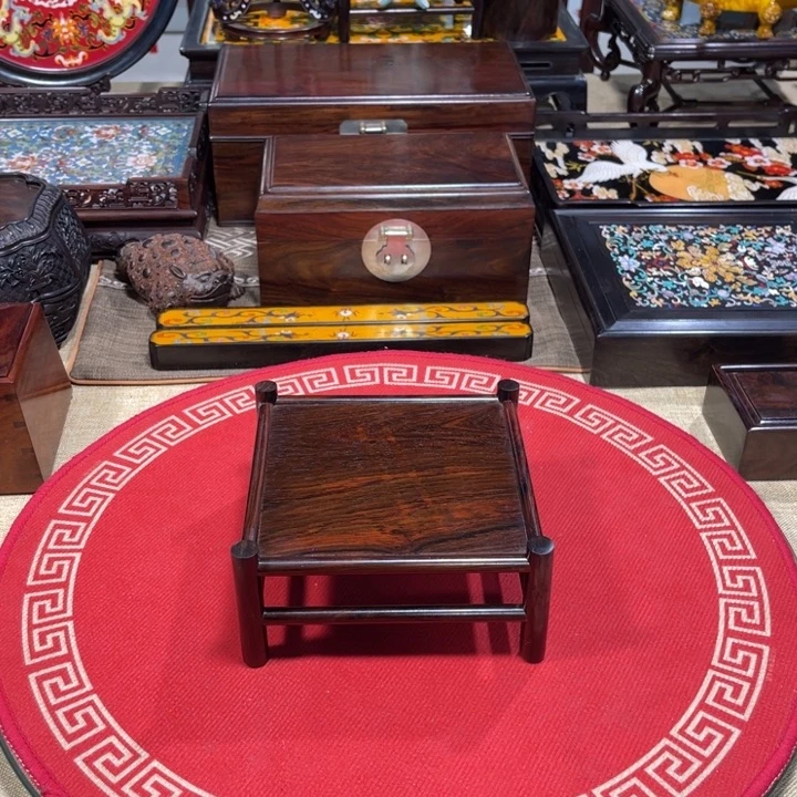 紫檀木类成套家具