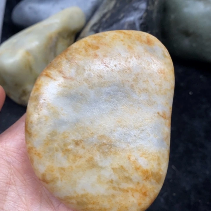 未镶嵌和田玉（糖玉）挂件