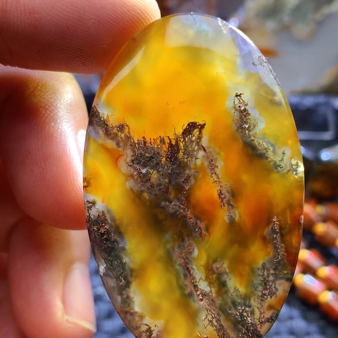 未镶嵌颈饰玛瑙/玉髓?*