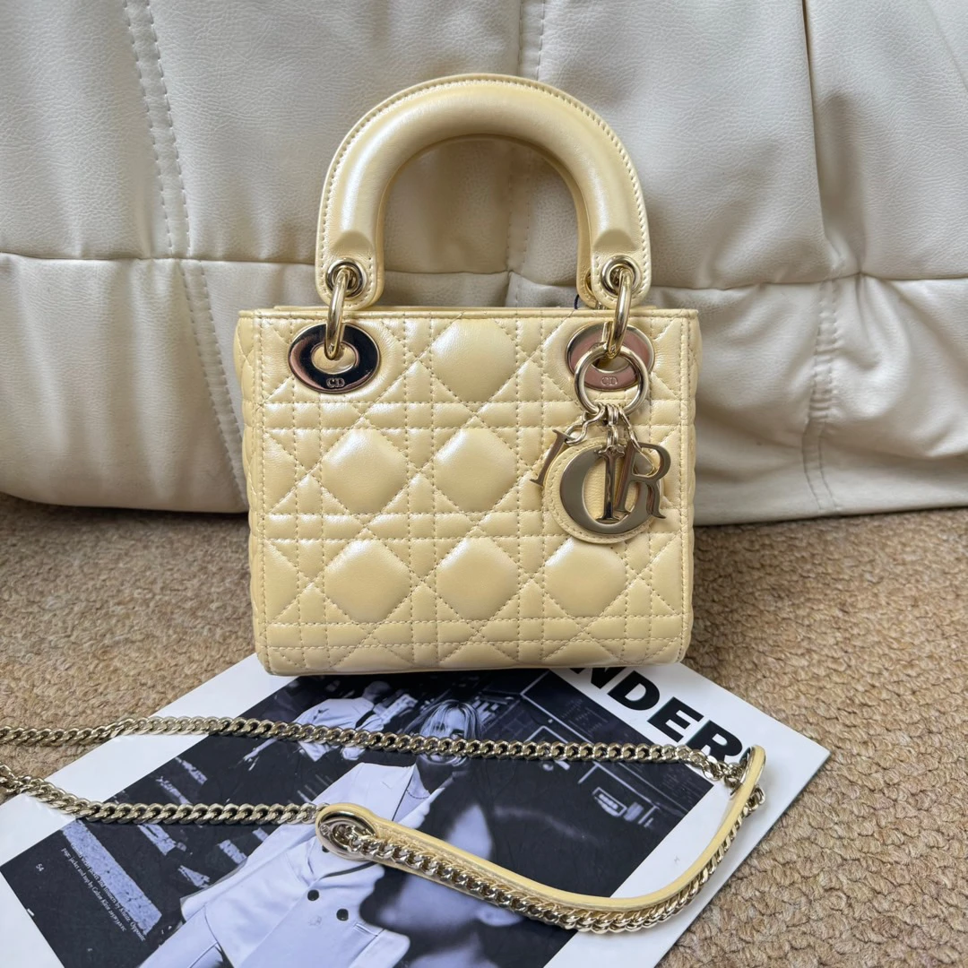 95新 DIOR/迪奥 珠光黄 羊皮三格戴妃/679499579