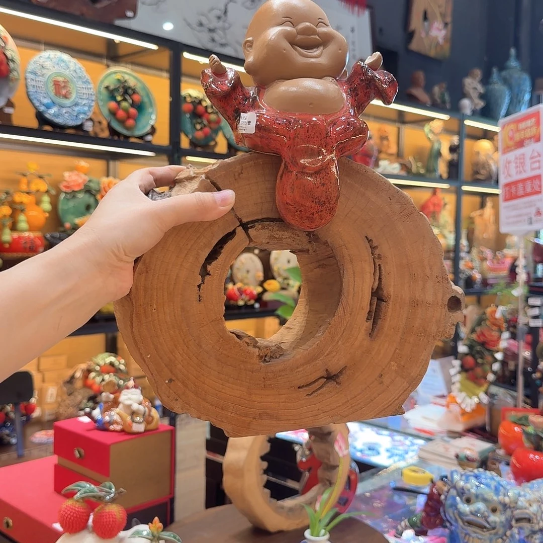 陶瓷绝版香樟木笑佛摆件