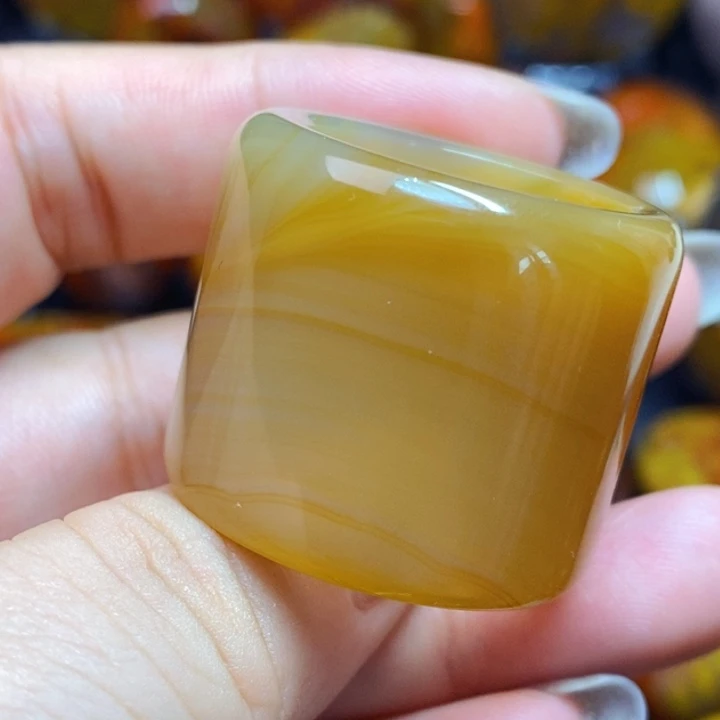 未镶嵌颈饰玛瑙/玉髓
