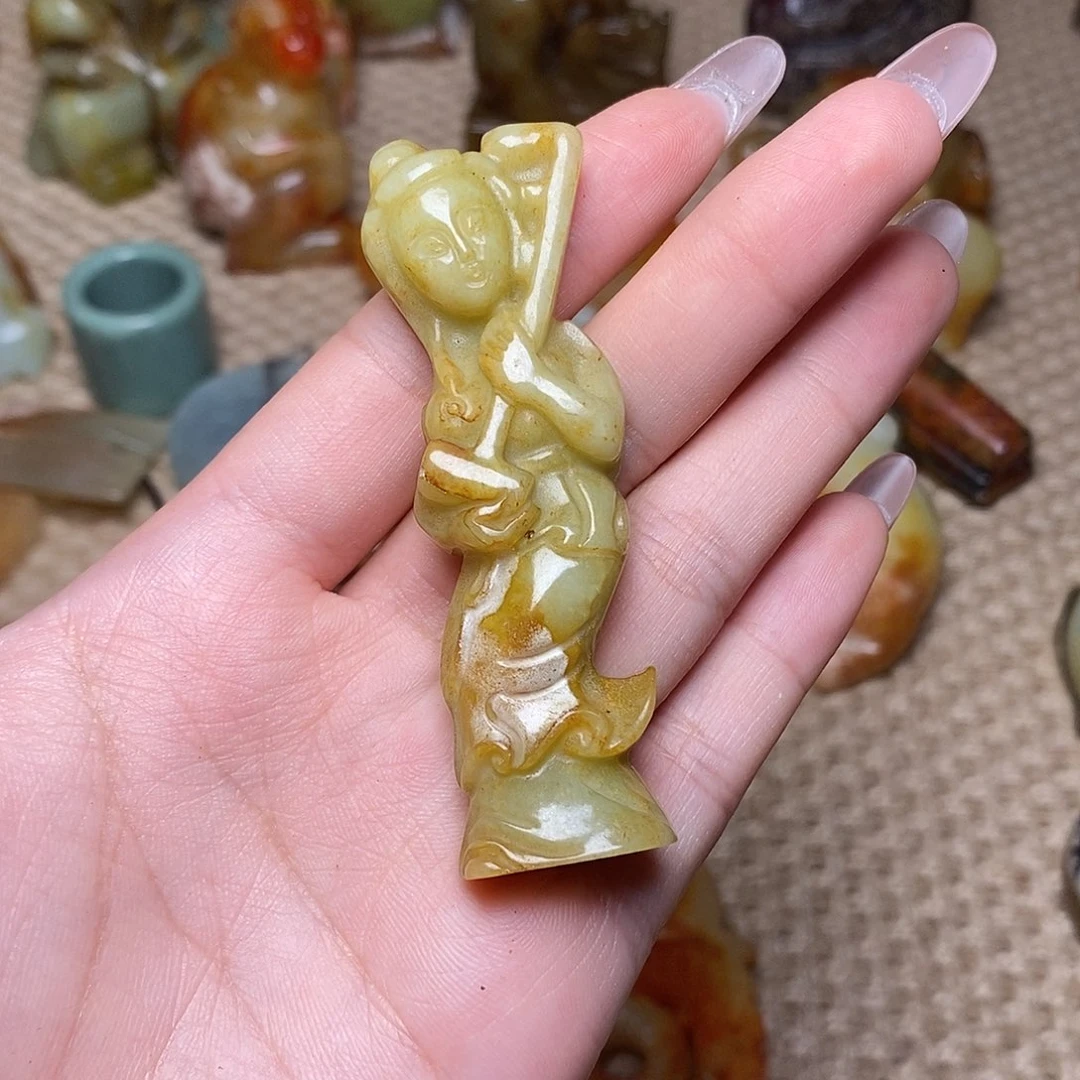 蛇纹石玉未镶嵌颈饰