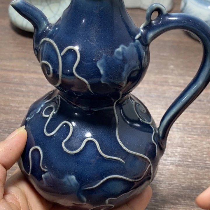 潇***洒摆件陶景德镇陶瓷艺术品