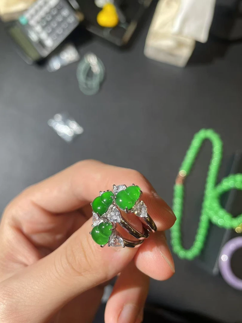 天然A货翡翠绿戒指JJ57多样性发一