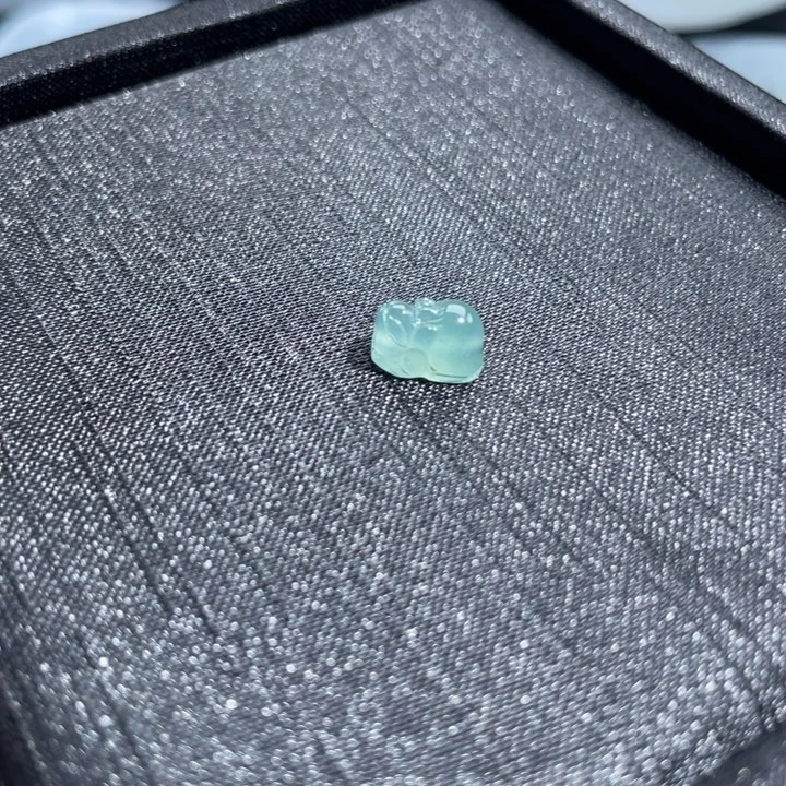 翡翠未镶嵌手链多样性发货
