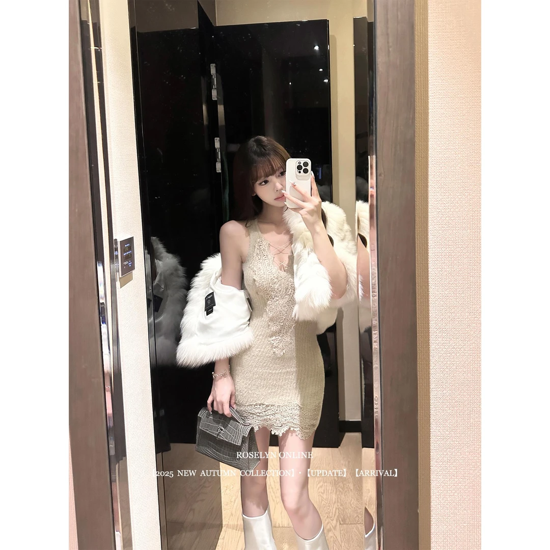 轻奢网红时尚炸街新款女装纯欲蕾丝毛针织连衣裙女秋冬暖暖打底裙