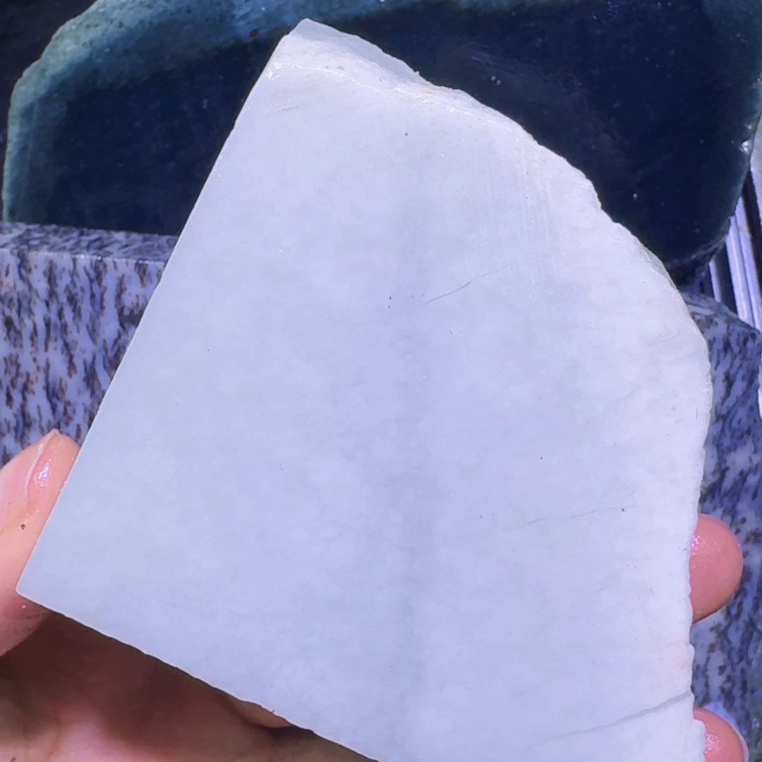 和田玉（糖玉）未镶嵌珠宝奇石