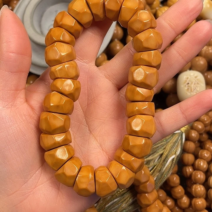 猴头核桃吊坠全品大肠