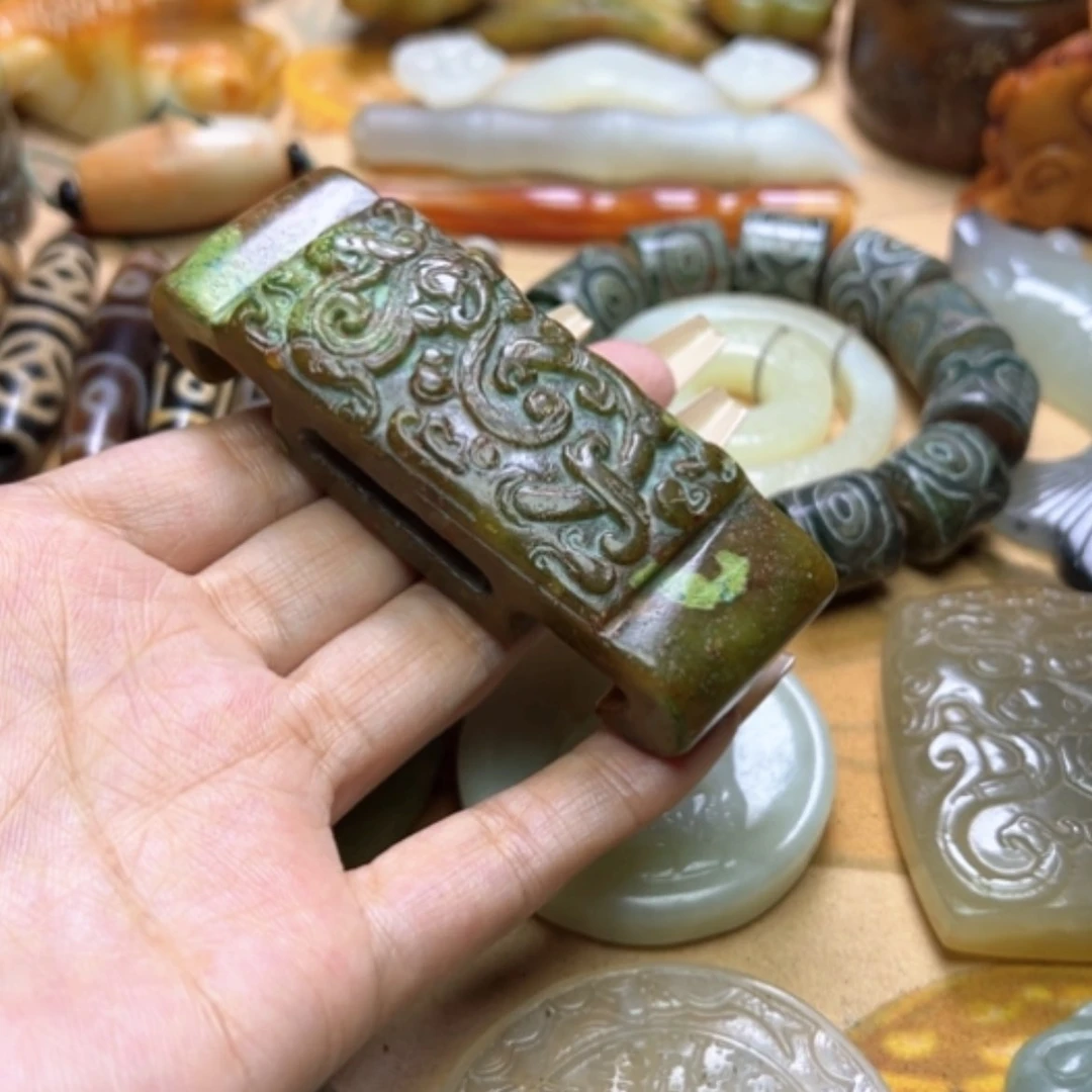 【闪购商品】蛇纹石玉颈饰未镶嵌