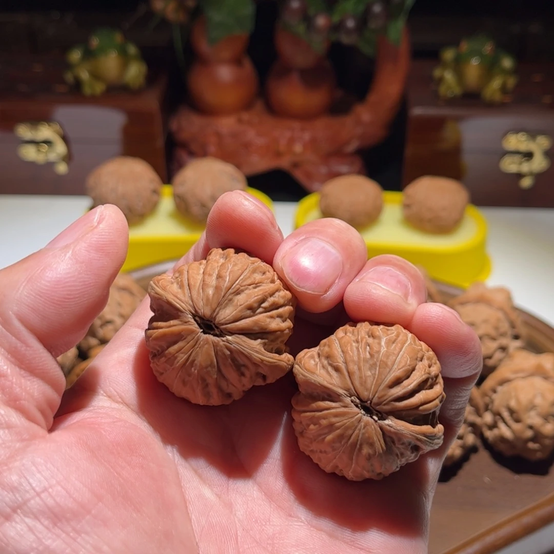 风****吊坠文玩核桃昌平娃直播中欢迎观看