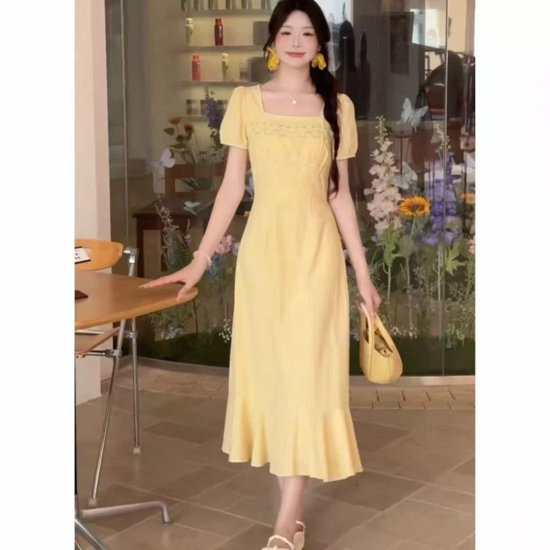温柔风方领碎花连衣裙2025夏季新款长裙