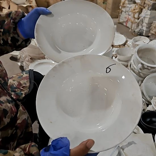 摆件陶瓷盘子碗啥都有