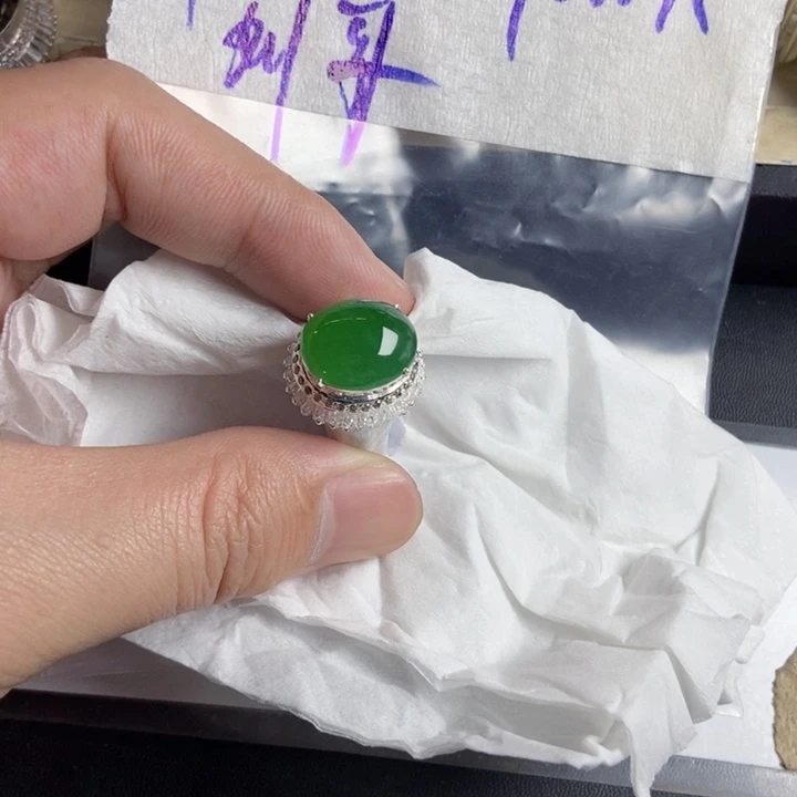 刘***睿定制翡翠未镶嵌定制