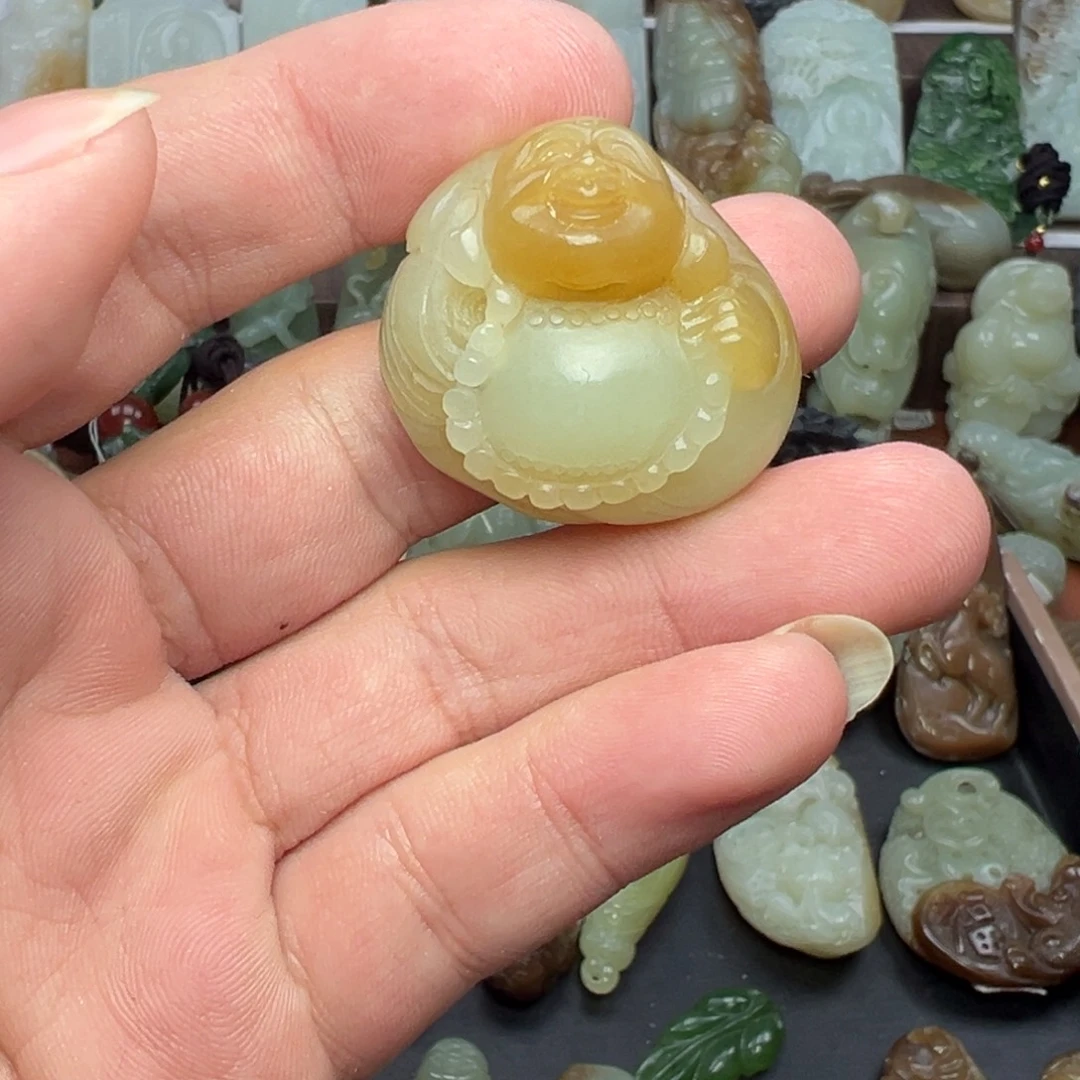 和田玉未镶嵌挂件