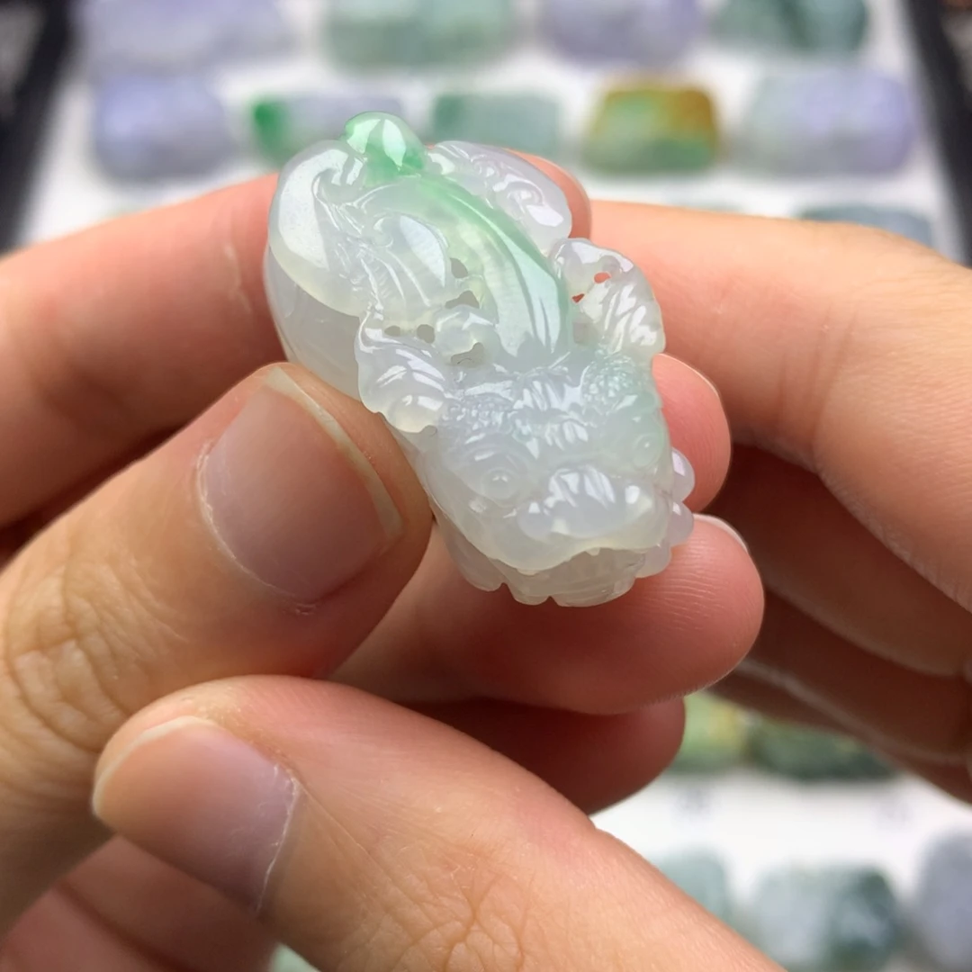 翡翠未镶嵌吊坠(不含链)天然缅甸翡翠貔貅吊坠