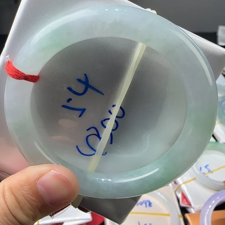 未镶嵌手镯翡翠翡翠手镯（微瑕）