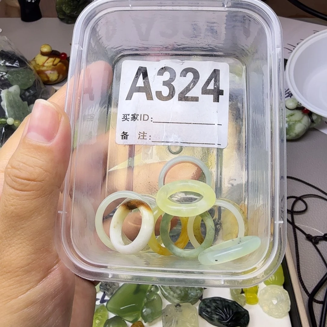 蛇纹石玉合金颈饰