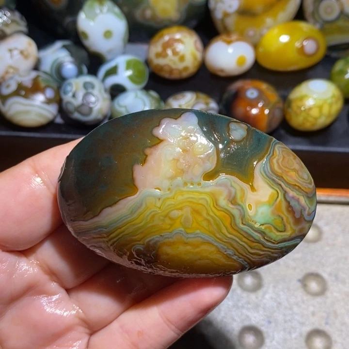 未镶嵌玛瑙/玉髓珠宝半成品173