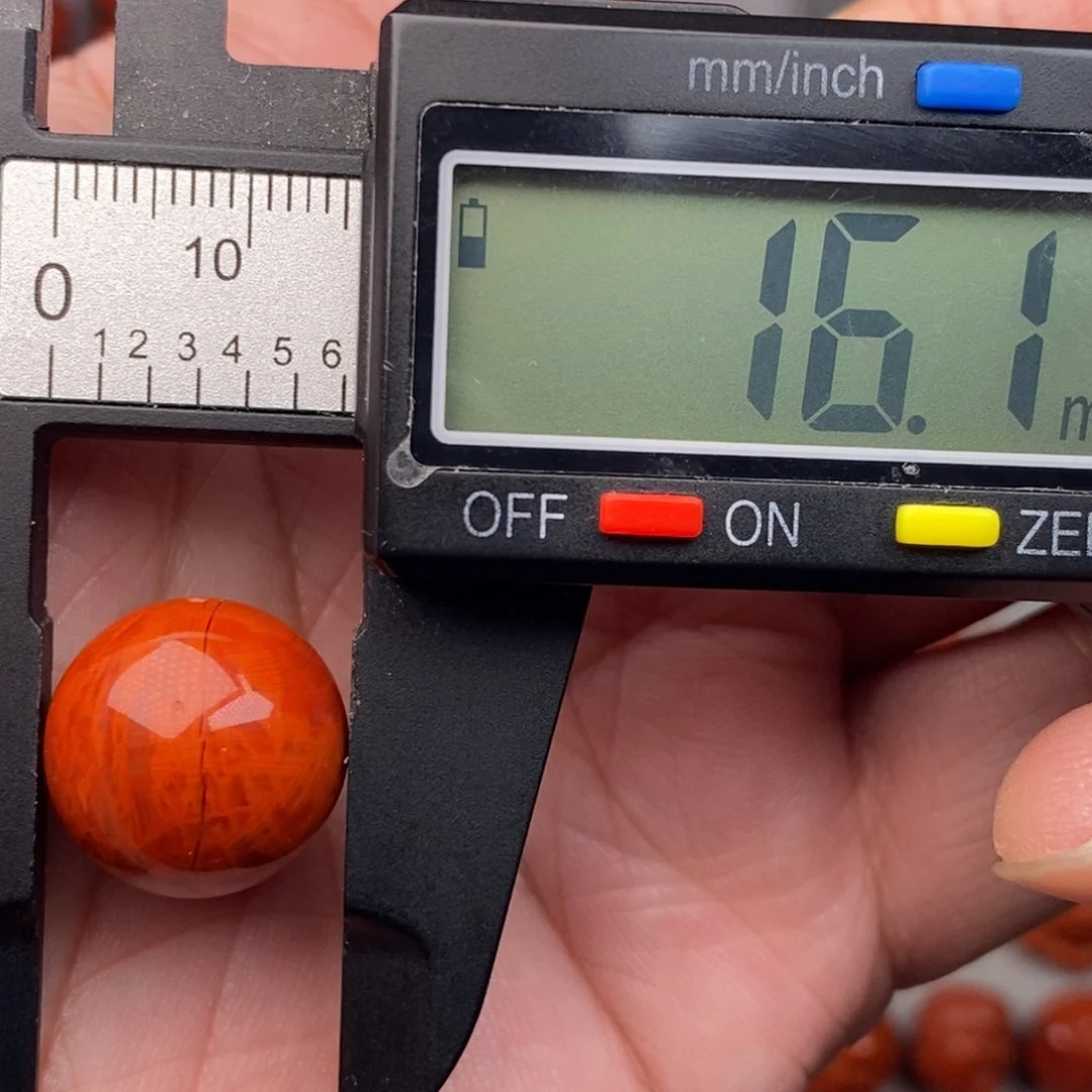 南红玛瑙配饰未镶嵌微瑕