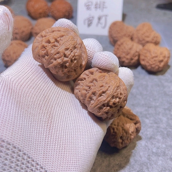 桃核把件宫灯核桃