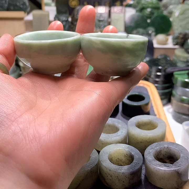 和田玉未镶嵌珠宝半成品