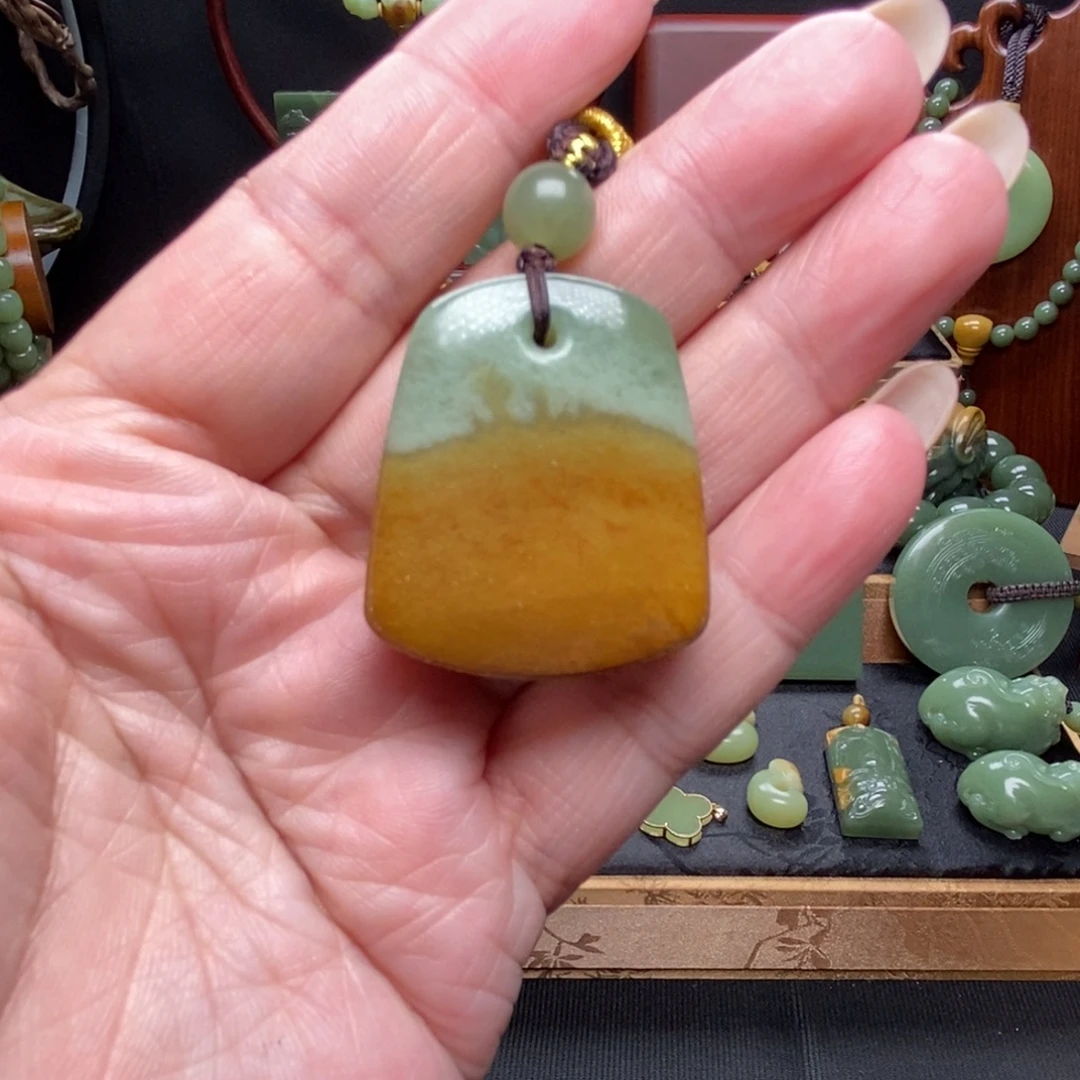 岫岩河磨玉（透闪石质玉）未镶嵌挂件