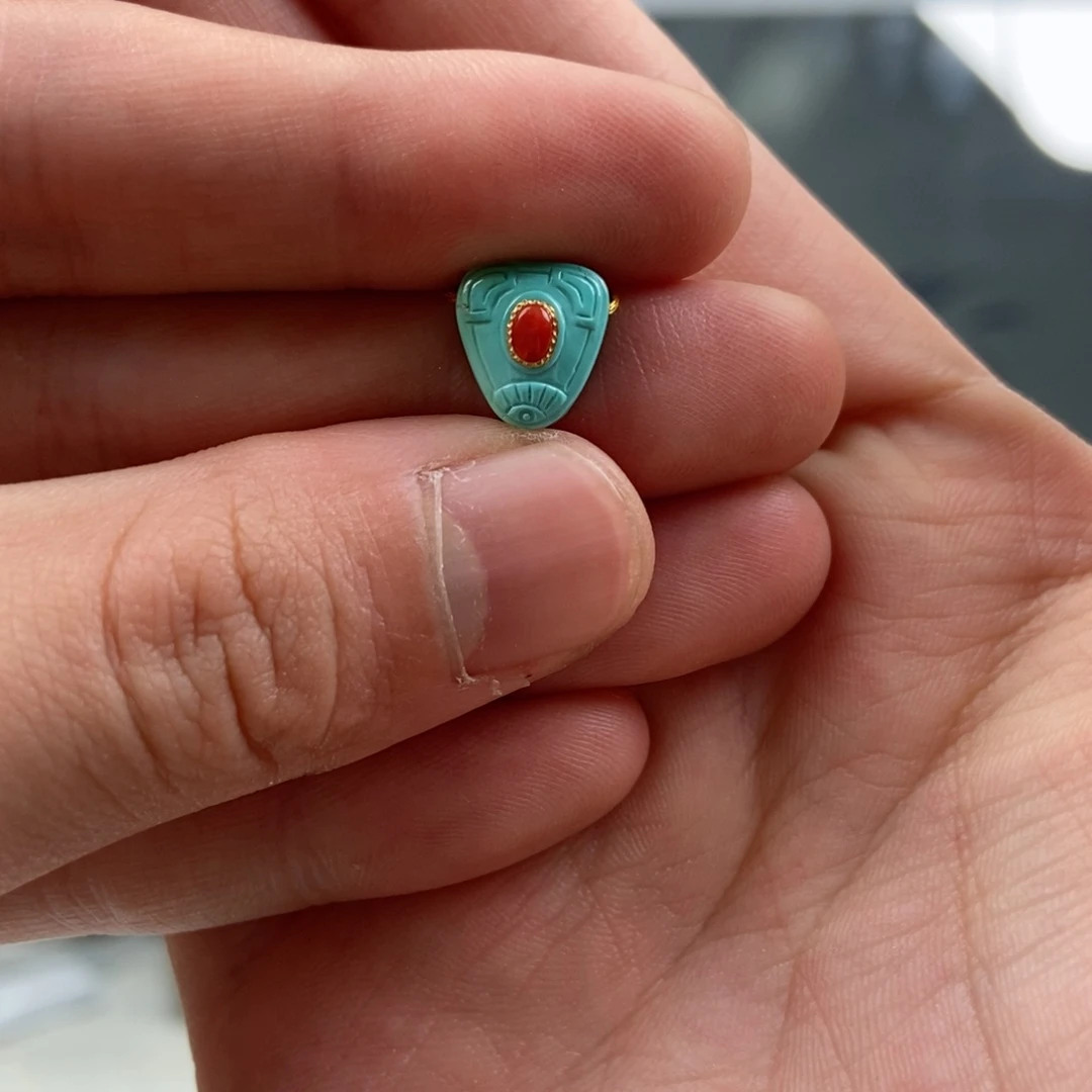 未镶嵌绿松石珠宝奇石