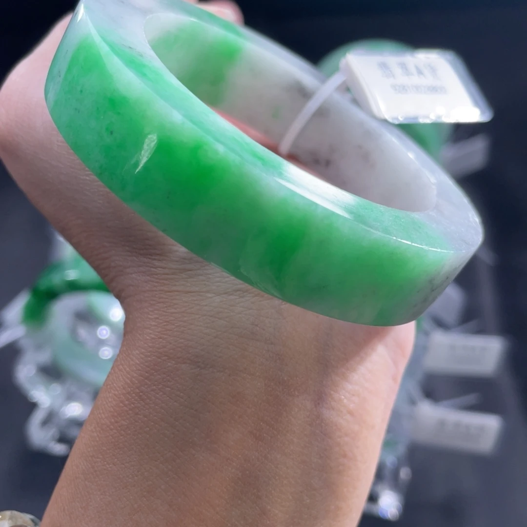 定制翡翠未镶嵌正圈