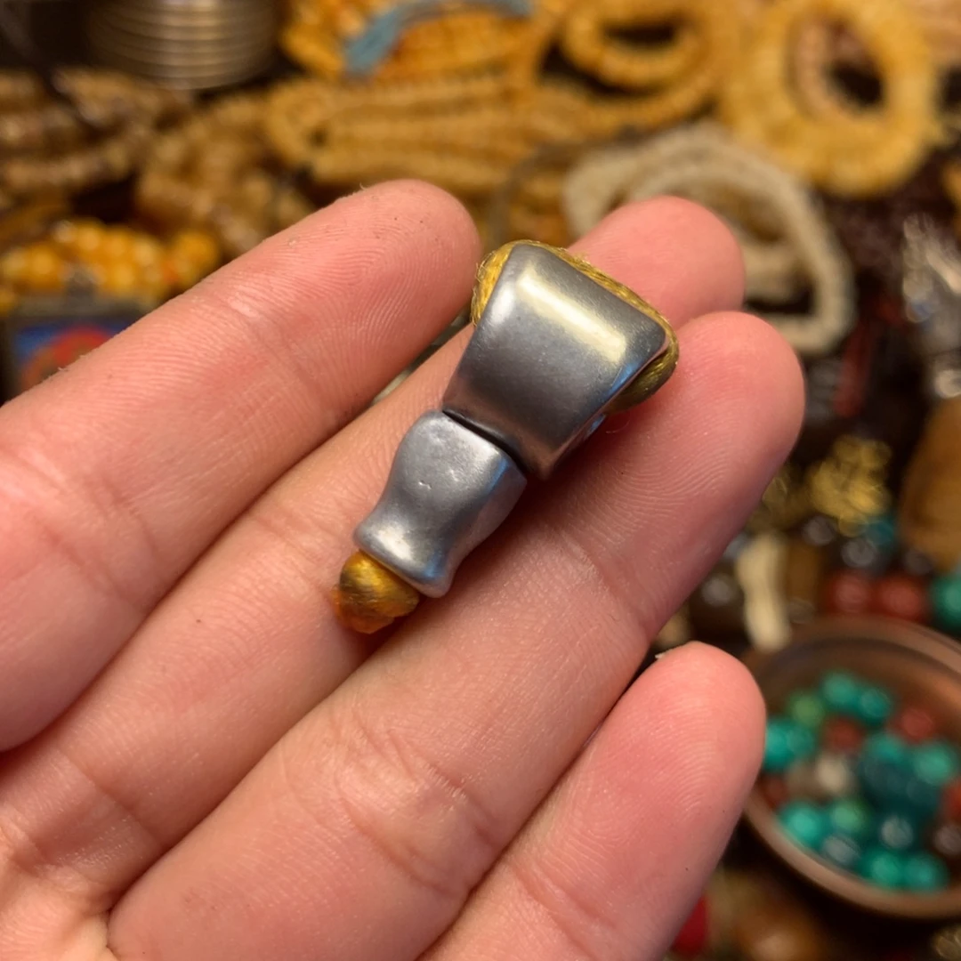 泥塑娘啦擦擦骰子