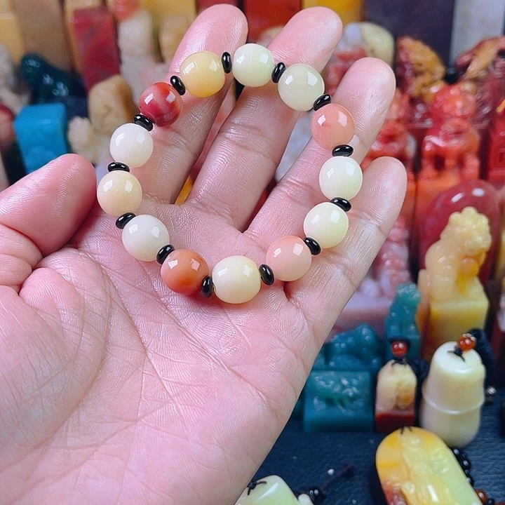 寿山石家***畔芙蓉手串，福利价