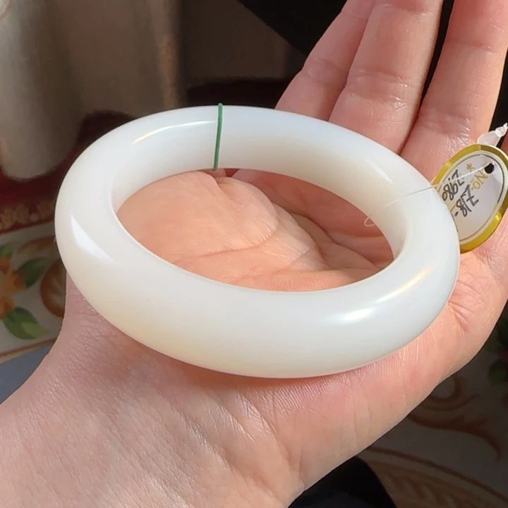 未镶嵌手镯和田玉  羊油膏强推