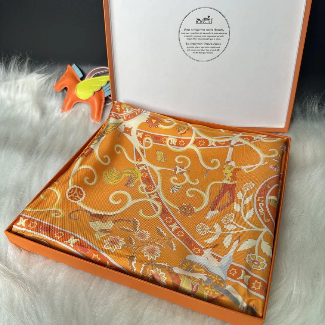 99新 Hermes/爱马仕 丝巾/11574734
