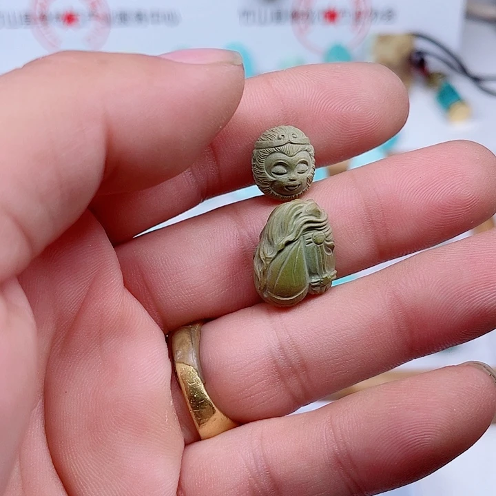 南***姐南红玛瑙未镶嵌颈饰257