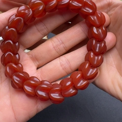 贾***特和田玉未镶嵌挂件