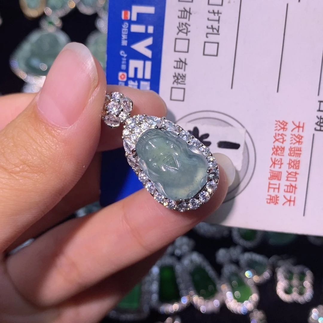 翡翠未镶嵌颈饰天然