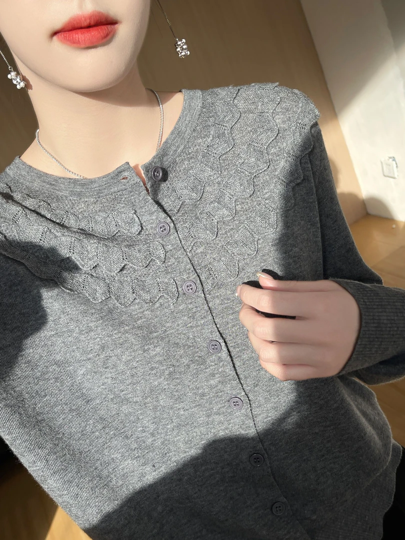 【精纺羊毛】春季新款木耳多层花边开衫外套时尚设计感够花圆领针织